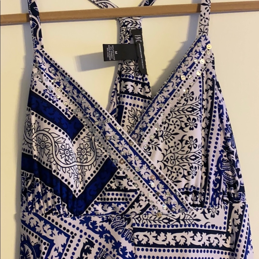 Dress - Picture 2 of 3